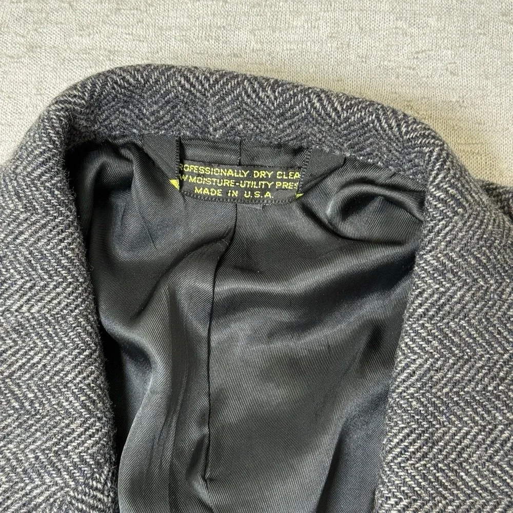 Vintage American Trend Men's Blazer Sport Coat 44R Gray Tweed Lambswool USA Made